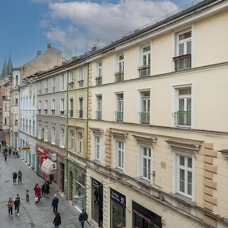 Apartamento Royal Meeting Point - Heart Of With A View *