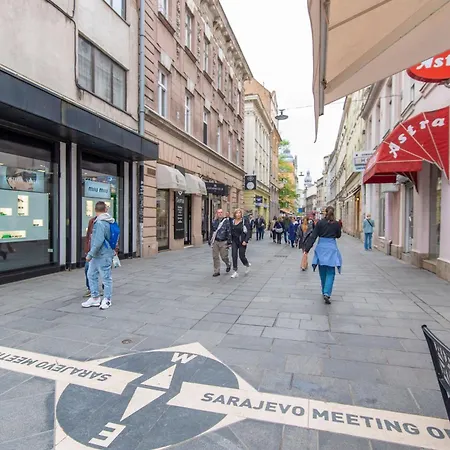 Royal Meeting Point Family & Group Friendly Up To 8 * Sarajevo