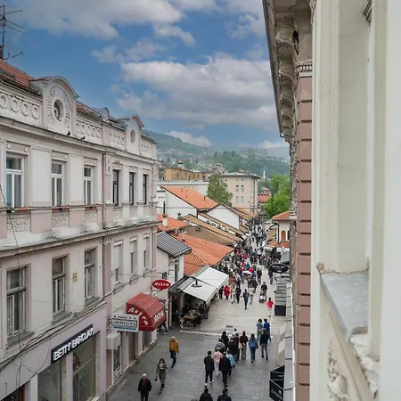 Royal Meeting Point - Heart Of With A View Daire *